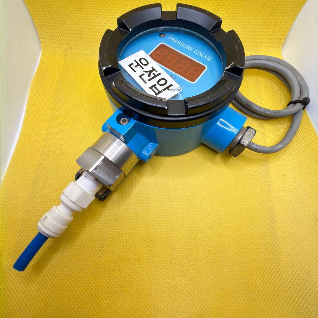 Sensys SSGC0002KCAG Pressure Gauge Transmitter 0-300kgf/cm2
