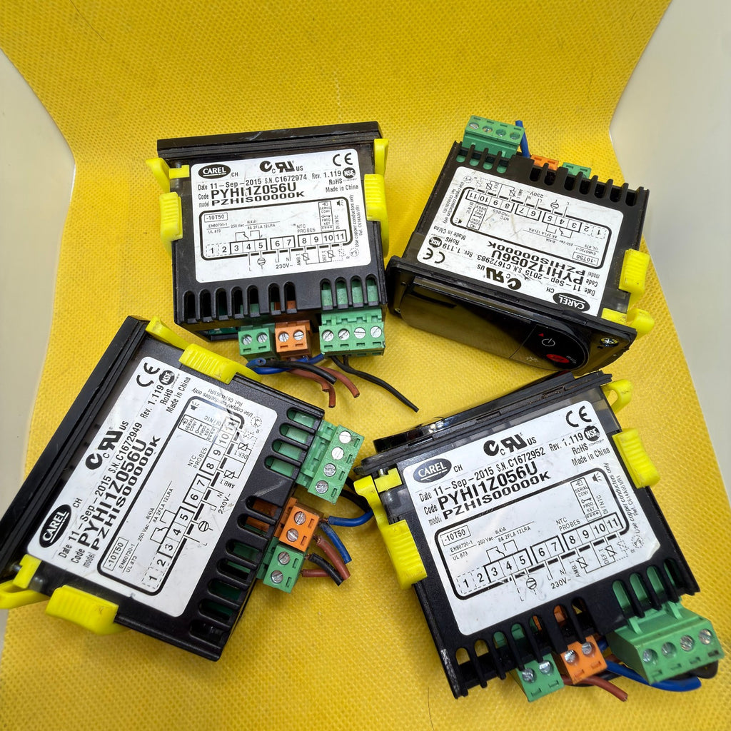 Carel PZHIS00000K Temperature Controller Industrial Lot of 4 Used