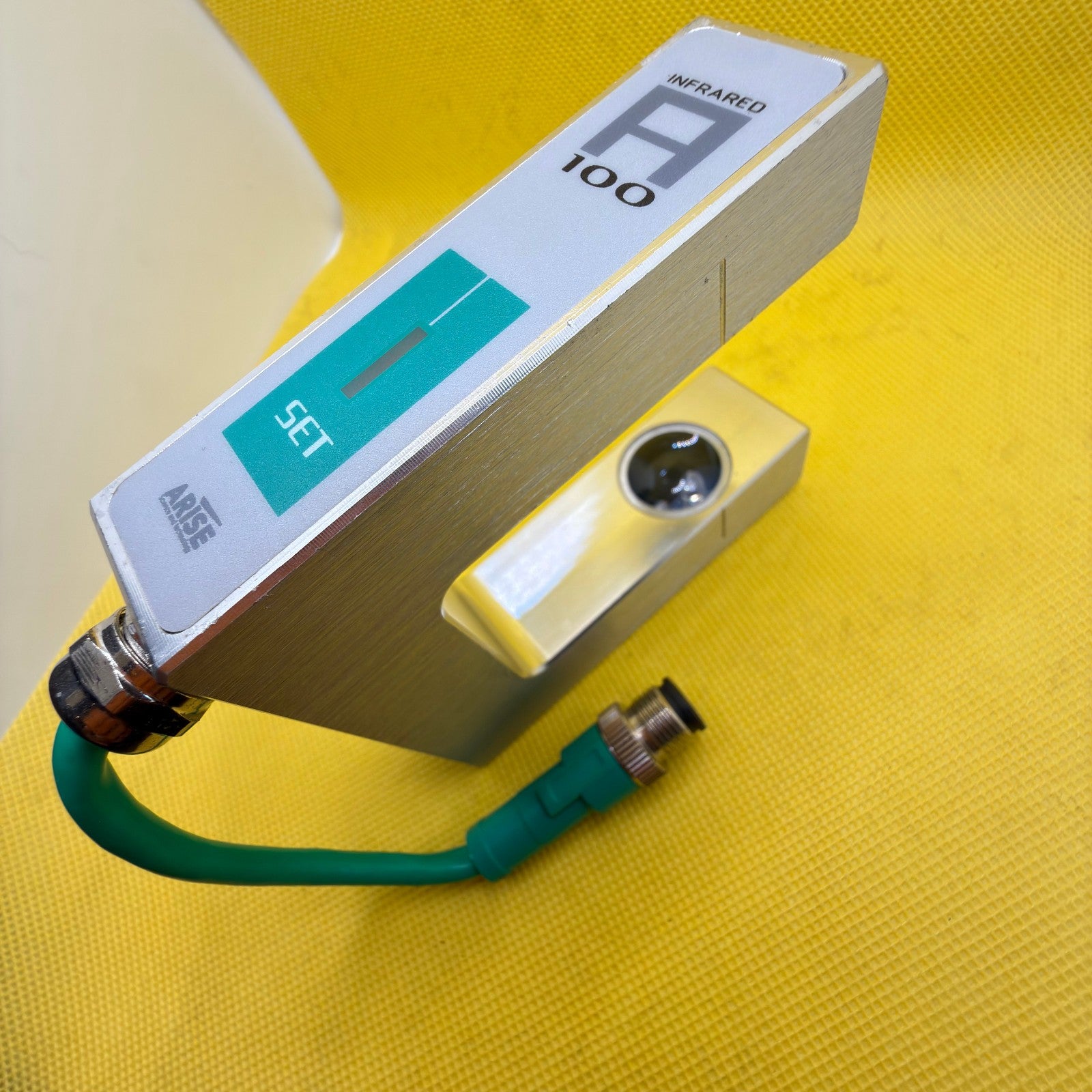 Arise A100 Infrared Web Guide Sensor DC 12V 200mA NPN