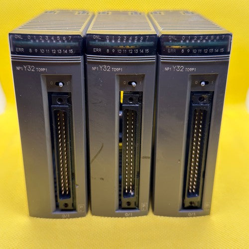 Fuji Electric NP1Y32T09P1 Digital Input Module Lot of 3